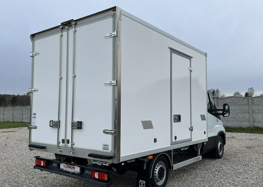 Iveco Daily - Chladiarenská dodávka: obrázok 4 Iveco Daily - Chladiarenská dodávka: obrázok 4