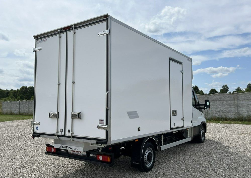 Iveco Daily - Chladiarenská dodávka: obrázok 3 Iveco Daily - Chladiarenská dodávka: obrázok 3