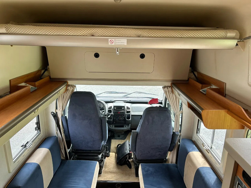 Hymer EXSIS 4 persoon's Prijs 25900 euro geen btw - Polointegrované obytné auto: obrázok 5 Hymer EXSIS 4 persoon's Prijs 25900 euro geen btw - Polointegrované obytné auto: obrázok 5