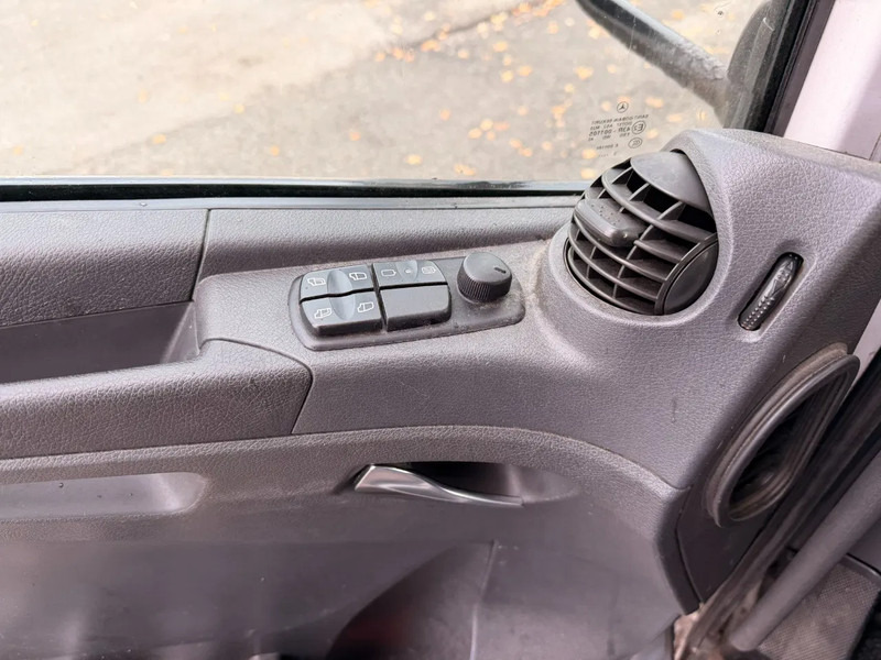 Mercedes-Benz Atego 816 EURO VI - Skříňový nákladní auto: obrázok 5 Mercedes-Benz Atego 816 EURO VI - Skříňový nákladní auto: obrázok 5