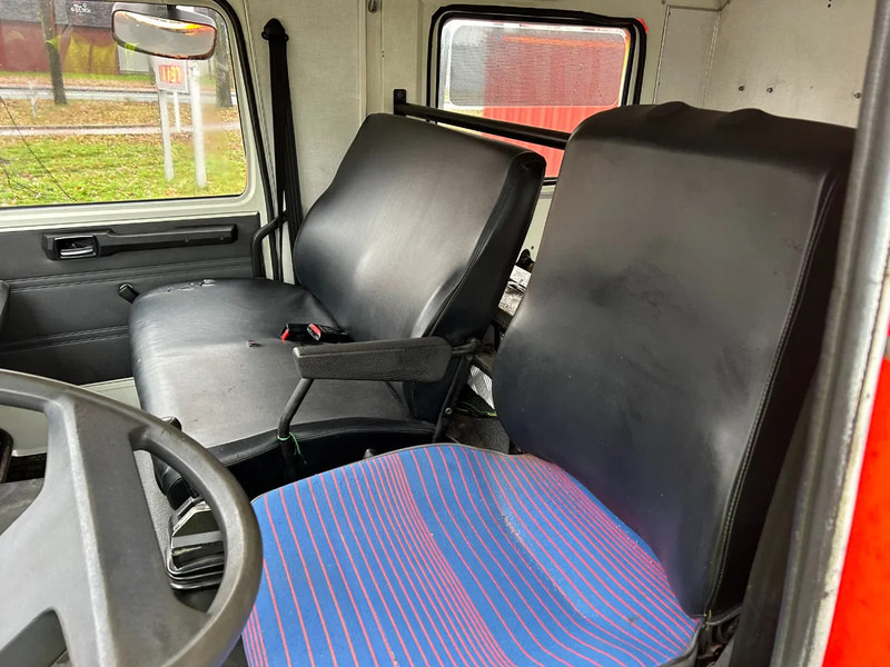 Leasing Renault Midliner S150 Turbo Crewcab Brandweer /Feuerwehr / FireTruck Renault Midliner S150 Turbo Crewcab Brandweer /Feuerwehr / FireTruck: obrázok 15 Leasing Renault Midliner S150 Turbo Crewcab Brandweer /Feuerwehr / FireTruck Renault Midliner S150 Turbo Crewcab Brandweer /Feuerwehr / FireTruck: obrázok 15