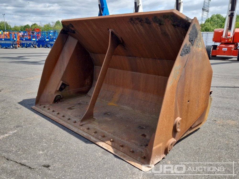 128" High Tip Front Loading Bucket to suit CAT 972H - Lyžica: obrázok 1 128" High Tip Front Loading Bucket to suit CAT 972H - Lyžica: obrázok 1