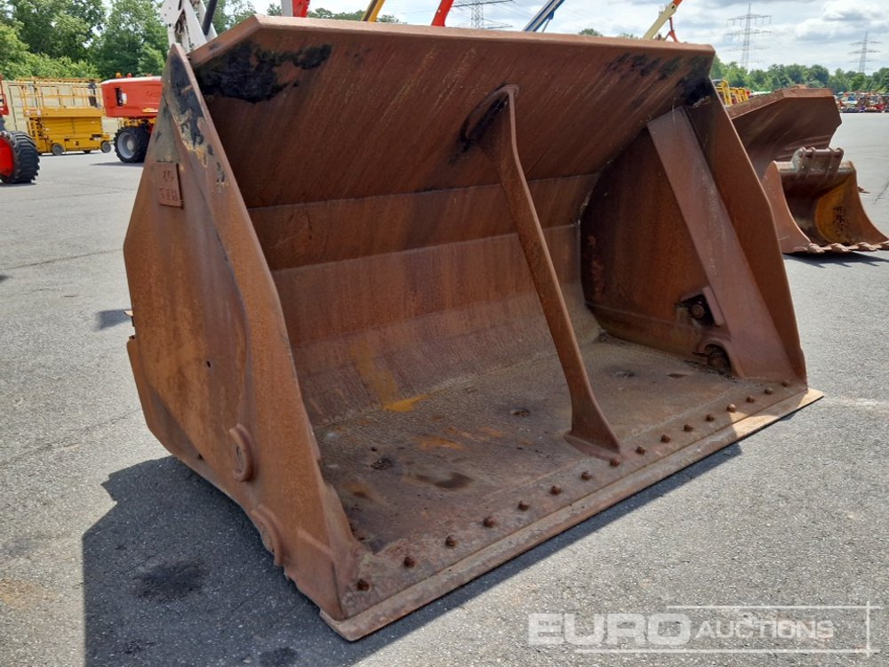 128" High Tip Front Loading Bucket to suit CAT 972H - Lyžica: obrázok 4 128" High Tip Front Loading Bucket to suit CAT 972H - Lyžica: obrázok 4