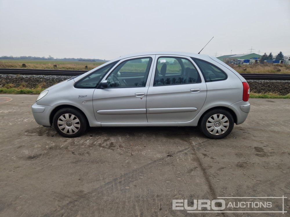 2004 Citroen Xsara Picasso - Automobil: obrázok 2 2004 Citroen Xsara Picasso - Automobil: obrázok 2