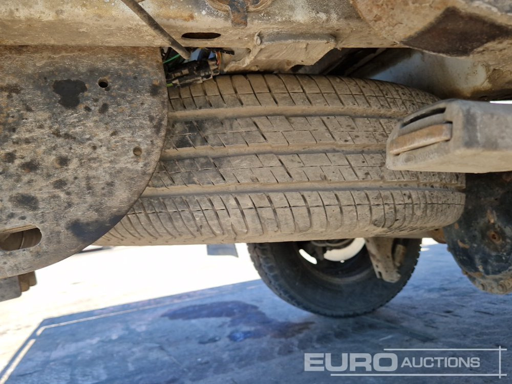 Dodávka valník 2012 Ford Transit Tourneo: obrázok 13