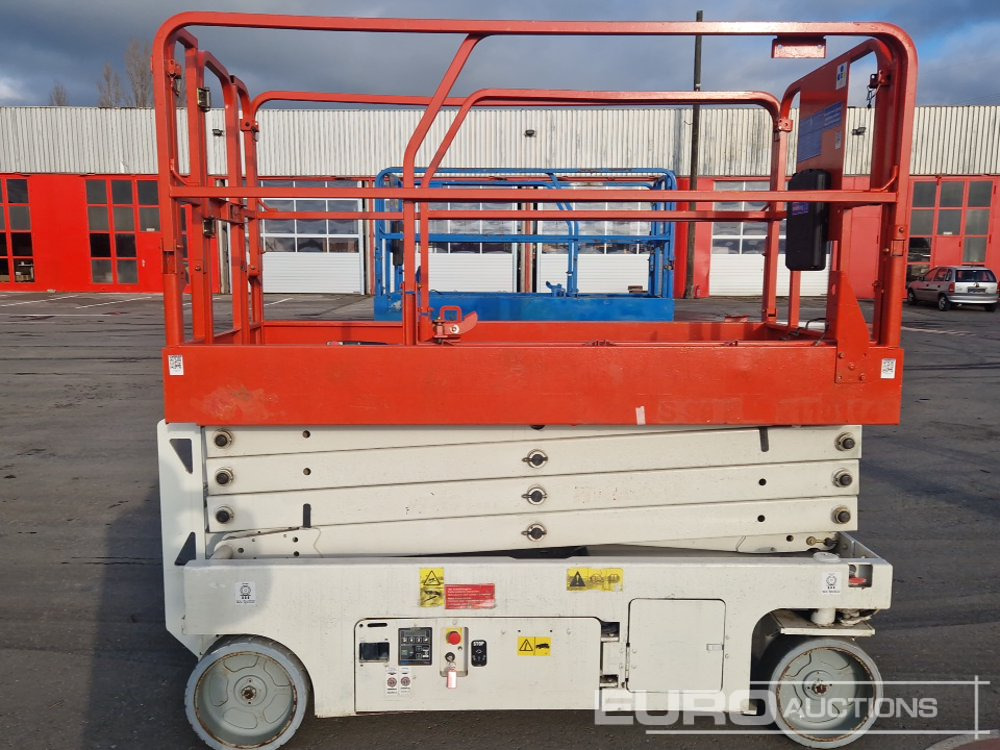 2013 Genie GS-2646 - Pracovná plošina: obrázok 5 2013 Genie GS-2646 - Pracovná plošina: obrázok 5