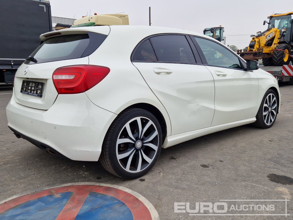 2013 Mercedes Benz A180 - Automobil: obrázok 5 2013 Mercedes Benz A180 - Automobil: obrázok 5