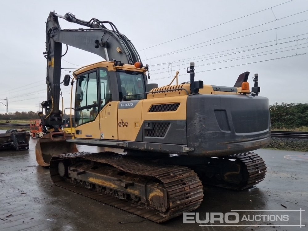 2013 Volvo EC220DL - Pásové rýpadlo: obrázok 3 2013 Volvo EC220DL - Pásové rýpadlo: obrázok 3