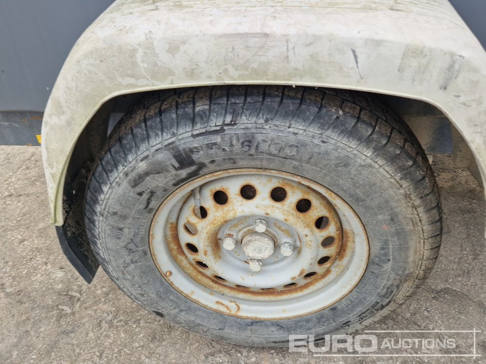 2014 Atlas Copco QAX30 - Elektrický generátor: obrázok 5 2014 Atlas Copco QAX30 - Elektrický generátor: obrázok 5