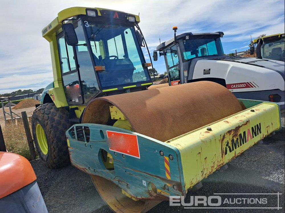 2015 Ammann ASC110D - Valec: obrázok 3 2015 Ammann ASC110D - Valec: obrázok 3