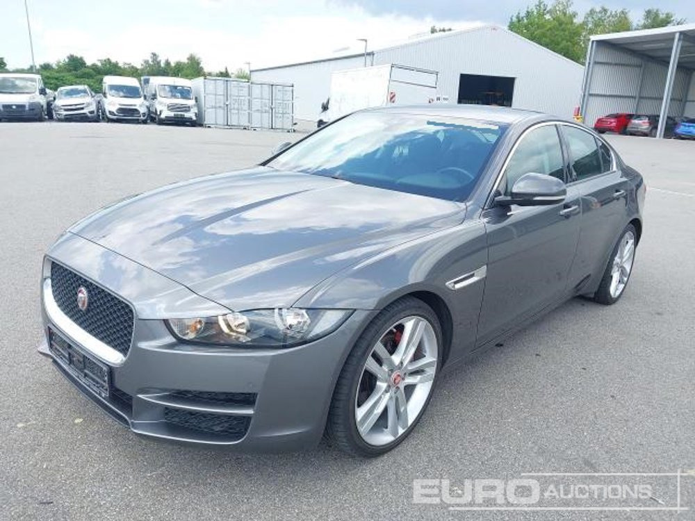 2015 Jaguar XE - Automobil: obrázok 1 2015 Jaguar XE - Automobil: obrázok 1