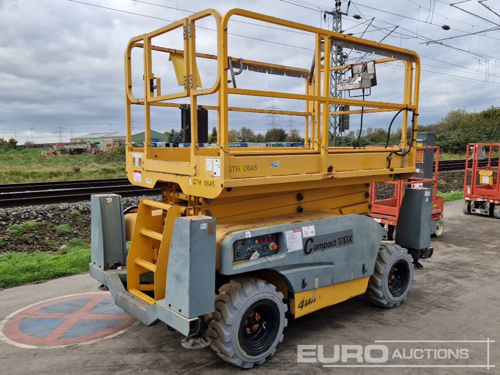 2017 Haulotte Compact 12DX - Samohybná plošiny: obrázok 1 2017 Haulotte Compact 12DX - Samohybná plošiny: obrázok 1