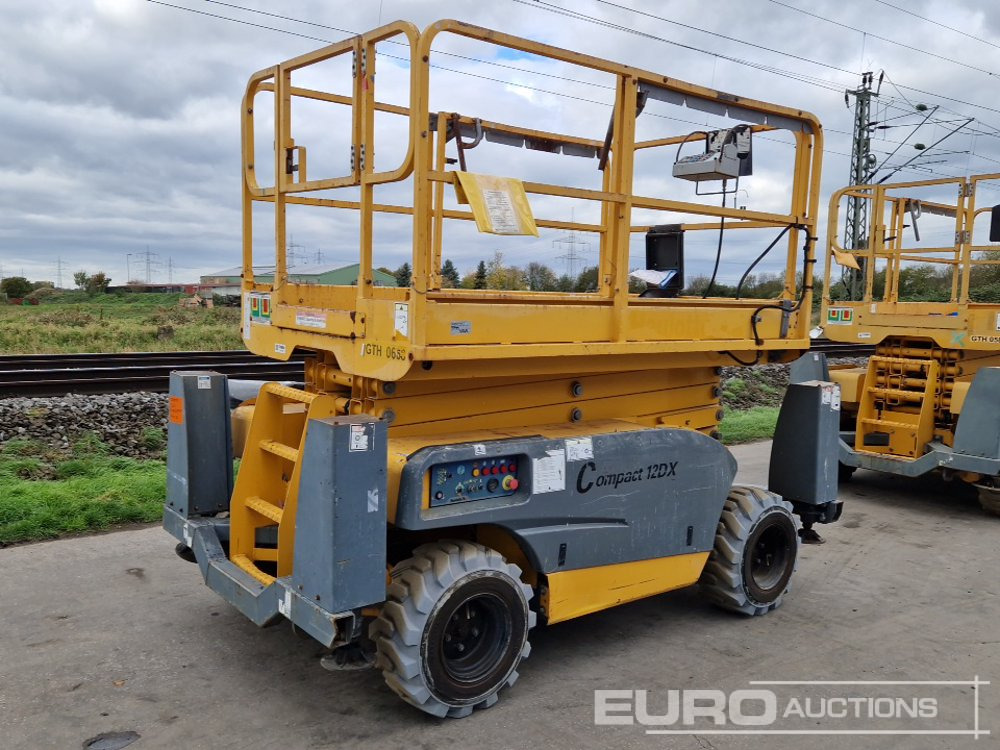 2017 Haulotte Compact 12DX - Samohybná plošiny: obrázok 1 2017 Haulotte Compact 12DX - Samohybná plošiny: obrázok 1