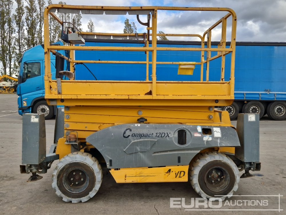 2017 Haulotte Compact 12DX - Samohybná plošiny: obrázok 5 2017 Haulotte Compact 12DX - Samohybná plošiny: obrázok 5