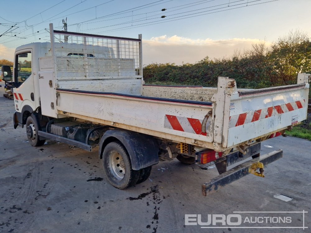 2017 Nissan NT400 - Dodávka sklápač: obrázok 3 2017 Nissan NT400 - Dodávka sklápač: obrázok 3