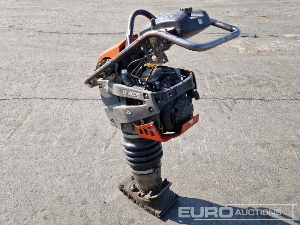 2020 Husqvarna LT6005 - Asfaltovací stroj: obrázok 2 2020 Husqvarna LT6005 - Asfaltovací stroj: obrázok 2