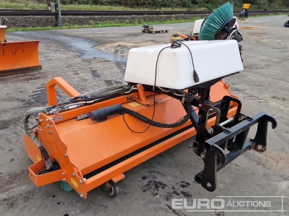 2021 WS-240 Sweeper Attachment - Stavebné zariadenia: obrázok 2 2021 WS-240 Sweeper Attachment - Stavebné zariadenia: obrázok 2