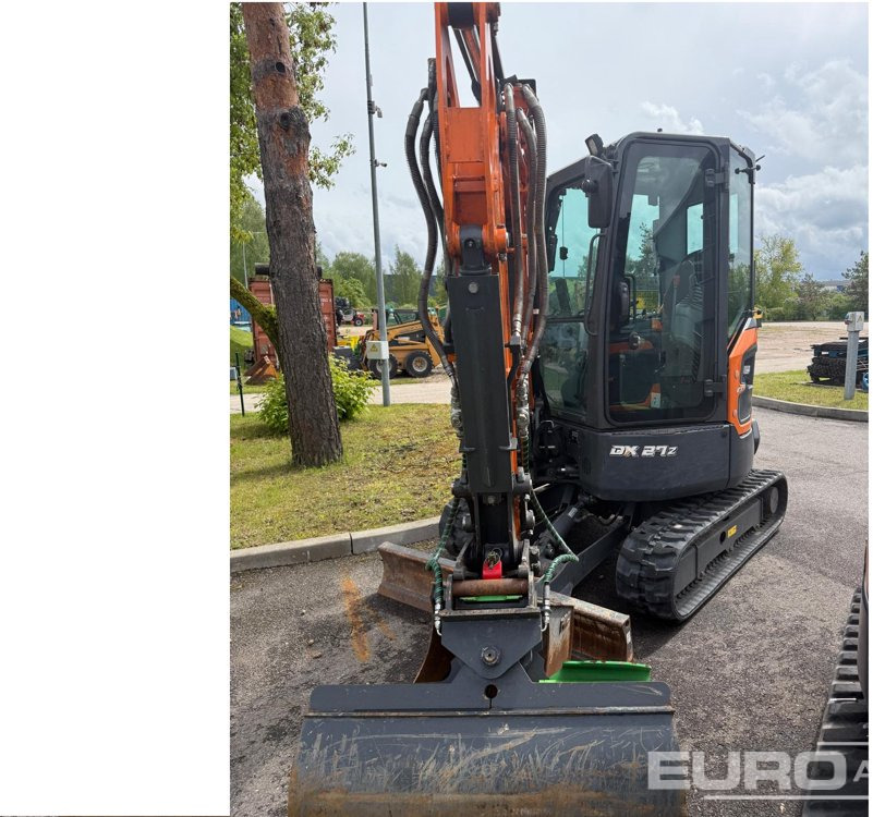2023 Develon DX 27Z-7 2 buckets - Mini rýpadlo: obrázok 1 2023 Develon DX 27Z-7 2 buckets - Mini rýpadlo: obrázok 1
