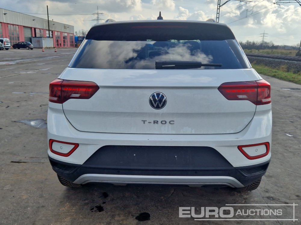 2024 Volkswagen T-Roc - SUV: obrázok 4 2024 Volkswagen T-Roc - SUV: obrázok 4