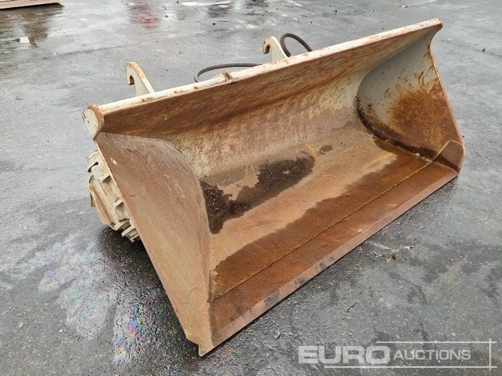 70" Front Liading Hydraulic Side Tip Bucket to suit Atlas Wheeled Loader - Lyžica: obrázok 4 70" Front Liading Hydraulic Side Tip Bucket to suit Atlas Wheeled Loader - Lyžica: obrázok 4