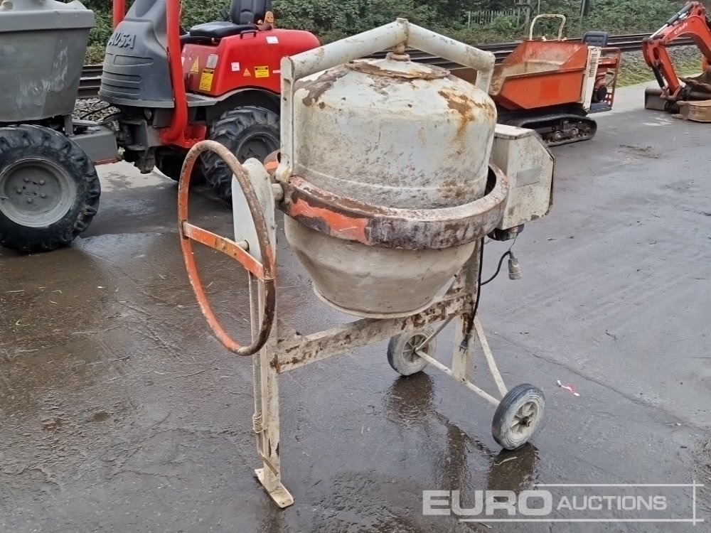 Altrad Electric Cement Mixer - Stavebná miešačka: obrázok 1 Altrad Electric Cement Mixer - Stavebná miešačka: obrázok 1
