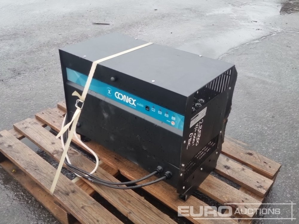 Charger to suit Electric Forklift - Stavebné zariadenia: obrázok 1 Charger to suit Electric Forklift - Stavebné zariadenia: obrázok 1