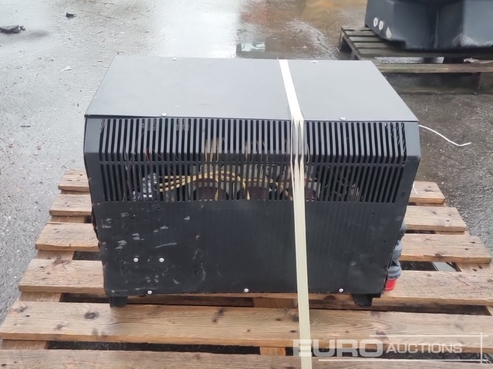 Charger to suit Electric Forklift - Stavebné zariadenia: obrázok 4 Charger to suit Electric Forklift - Stavebné zariadenia: obrázok 4