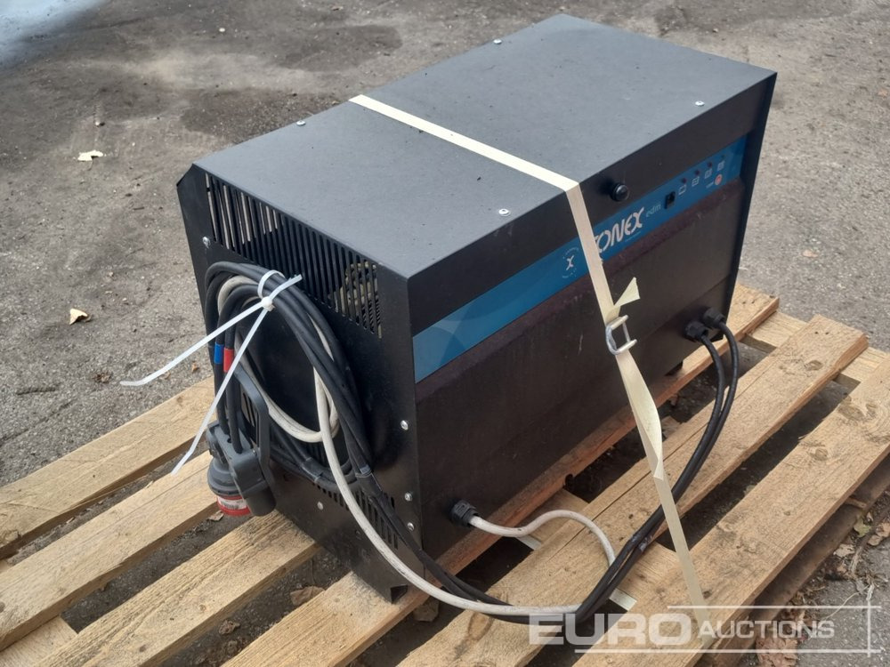 Conex 400V Battery Charger, 4.3kW - 50/60Hz - Stavebné zariadenia: obrázok 4 Conex 400V Battery Charger, 4.3kW - 50/60Hz - Stavebné zariadenia: obrázok 4