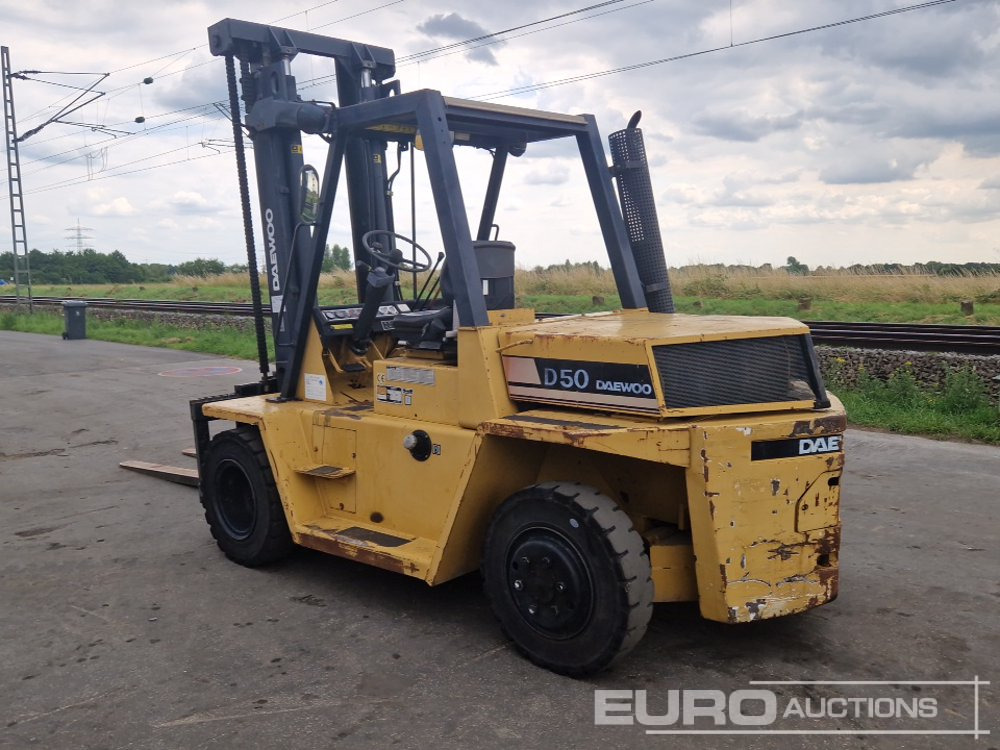 Daewoo D50 - Vysokozdvižný vozík: obrázok 3 Daewoo D50 - Vysokozdvižný vozík: obrázok 3