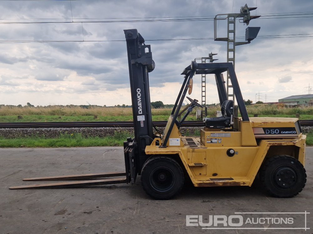 Daewoo D50 - Vysokozdvižný vozík: obrázok 2 Daewoo D50 - Vysokozdvižný vozík: obrázok 2