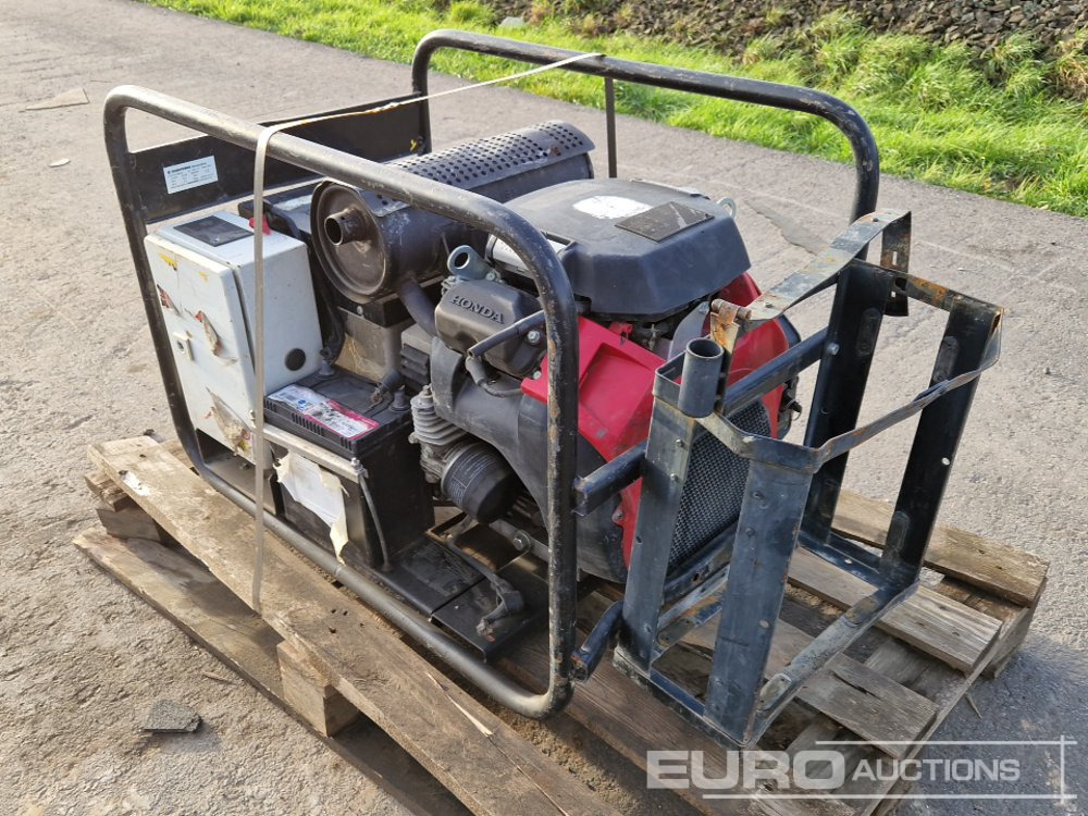 Europower EP13500TE - Elektrický generátor: obrázok 2 Europower EP13500TE - Elektrický generátor: obrázok 2