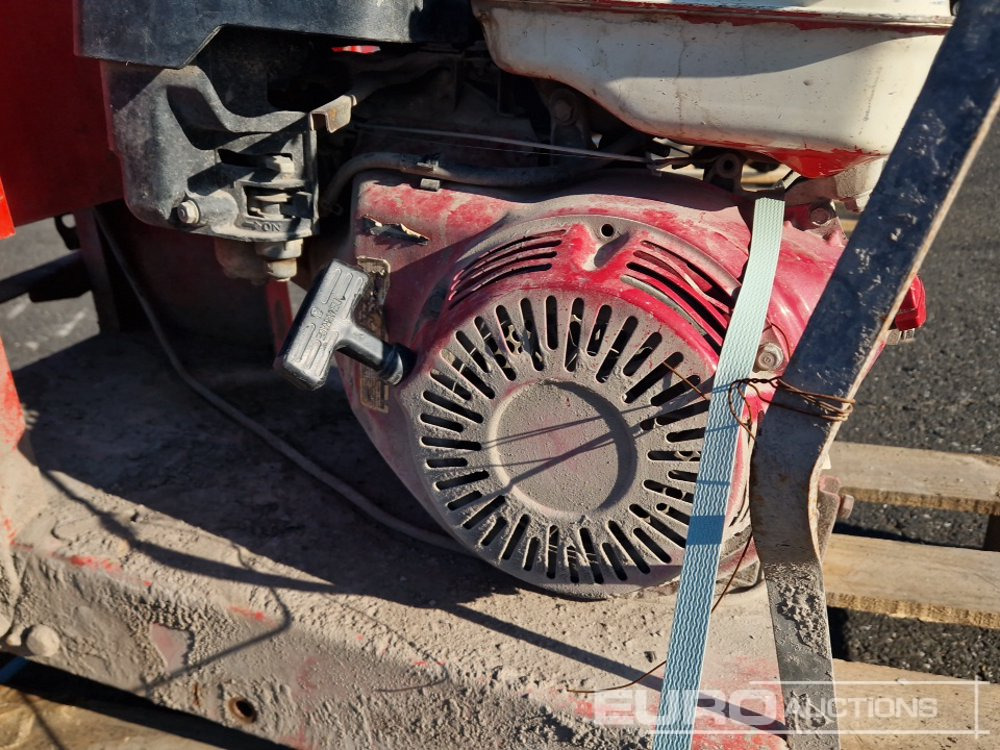 Husqvarna FS400LV - Asfaltovací stroj: obrázok 5 Husqvarna FS400LV - Asfaltovací stroj: obrázok 5