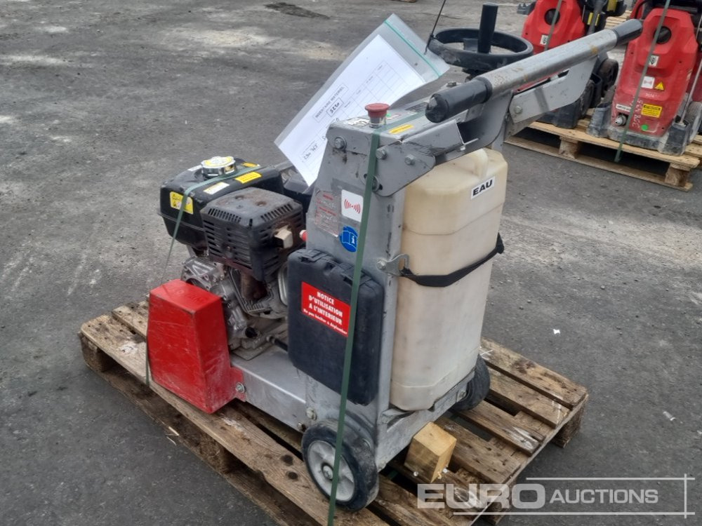 Husqvarna FS400LV - Asfaltovací stroj: obrázok 2 Husqvarna FS400LV - Asfaltovací stroj: obrázok 2