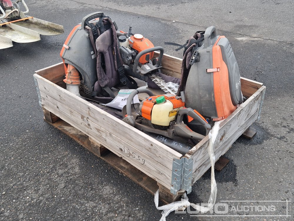 Husqvarna Leaf Blower (2 of) + Hedge Trimmer - Stavebné zariadenia: obrázok 3 Husqvarna Leaf Blower (2 of) + Hedge Trimmer - Stavebné zariadenia: obrázok 3