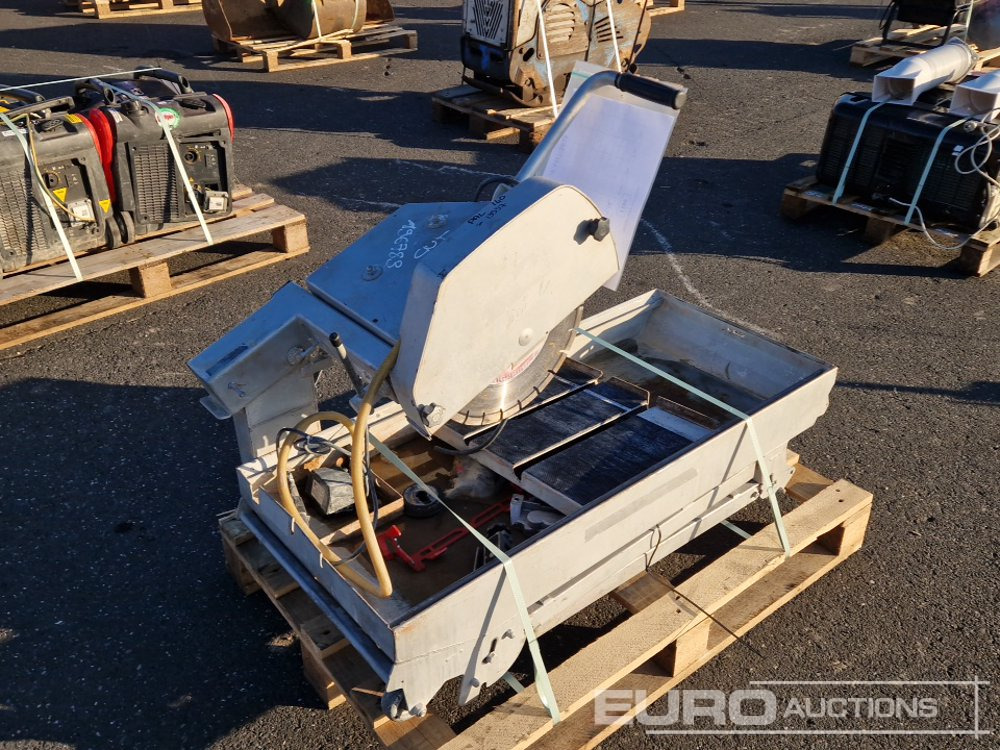 Husqvarna TS350E - Asfaltovací stroj: obrázok 1 Husqvarna TS350E - Asfaltovací stroj: obrázok 1