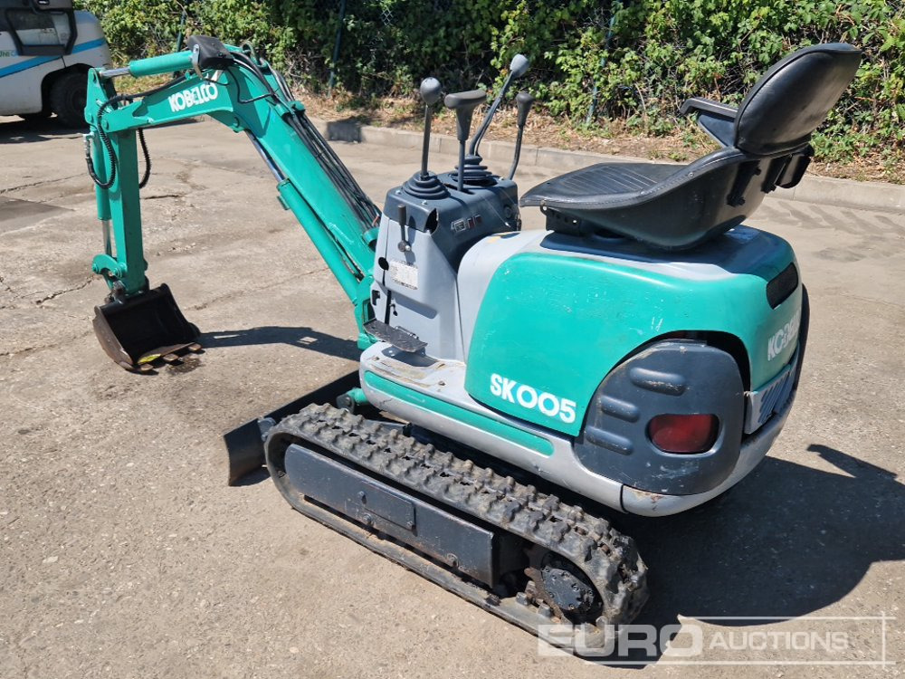 Kobelco SK005 - Mini rýpadlo: obrázok 3 Kobelco SK005 - Mini rýpadlo: obrázok 3