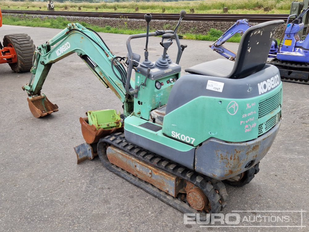 Kobelco SK007-2 - Mini rýpadlo: obrázok 3 Kobelco SK007-2 - Mini rýpadlo: obrázok 3