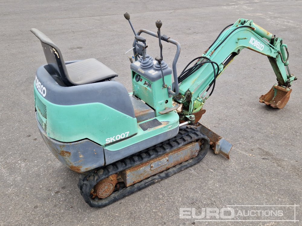 Kobelco SK007-2 - Mini rýpadlo: obrázok 4 Kobelco SK007-2 - Mini rýpadlo: obrázok 4