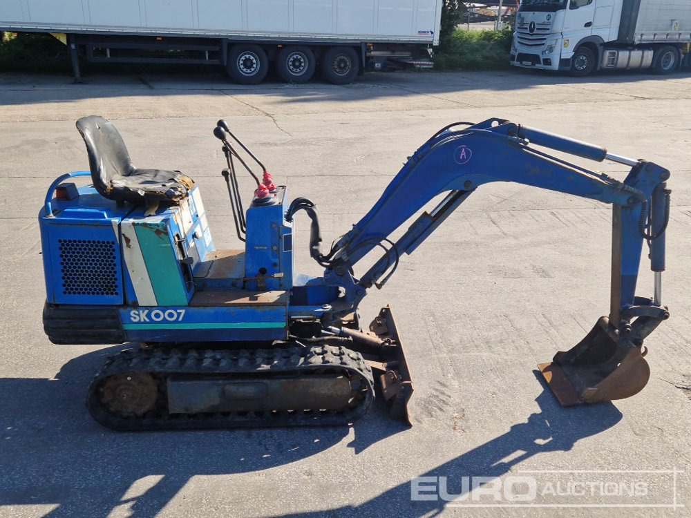 Kobelco SK007 - Mini rýpadlo: obrázok 5 Kobelco SK007 - Mini rýpadlo: obrázok 5
