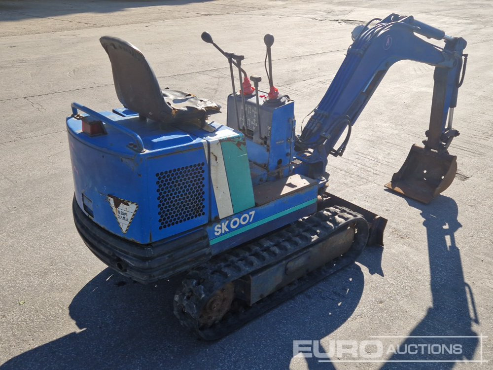 Kobelco SK007 - Mini rýpadlo: obrázok 4 Kobelco SK007 - Mini rýpadlo: obrázok 4