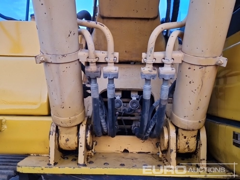 Pásové rýpadlo Komatsu PC290NLC-8: obrázok 27