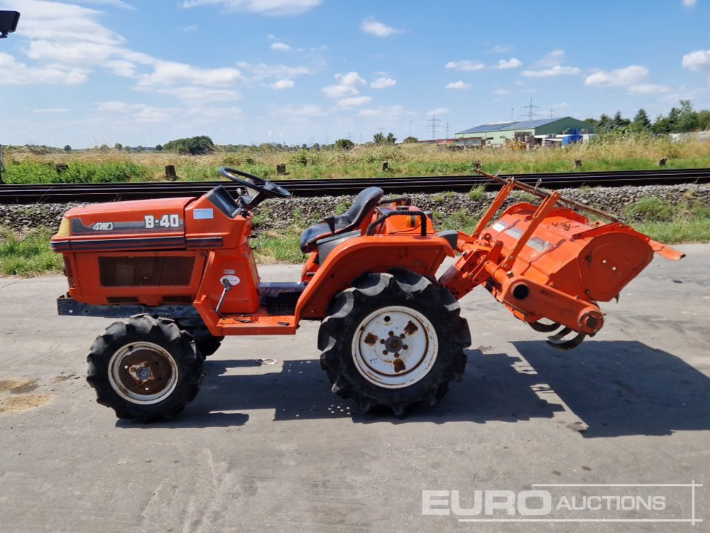 Kubota B40 - Kompaktný traktor: obrázok 2 Kubota B40 - Kompaktný traktor: obrázok 2