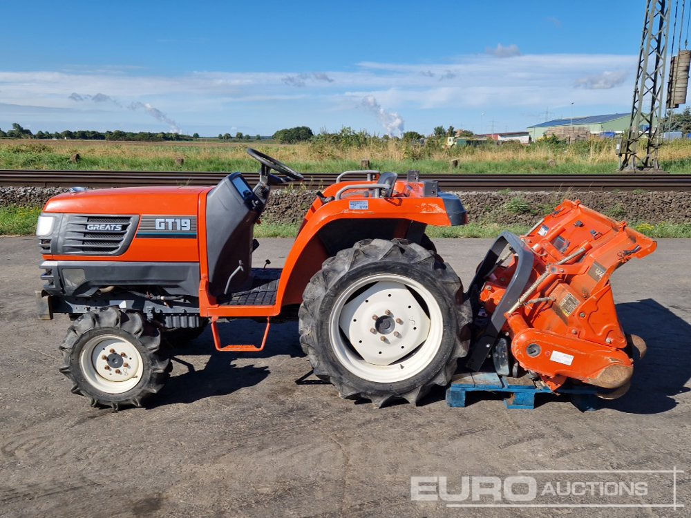 Kubota GT-19 - Kompaktný traktor: obrázok 2 Kubota GT-19 - Kompaktný traktor: obrázok 2