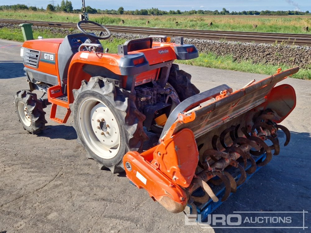 Kubota GT-19 - Kompaktný traktor: obrázok 3 Kubota GT-19 - Kompaktný traktor: obrázok 3