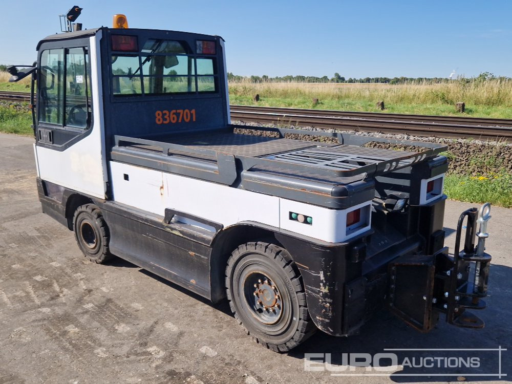 Linde P250 - Elektricky tahač: obrázok 3 Linde P250 - Elektricky tahač: obrázok 3