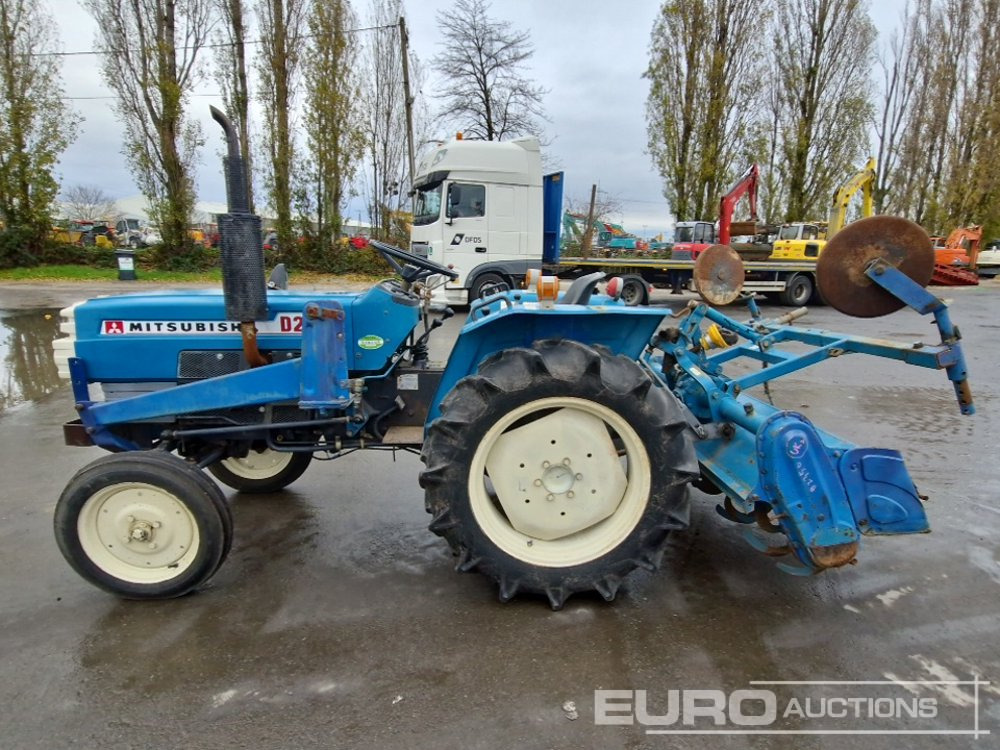 Mitsubishi D2350 - Kompaktný traktor: obrázok 2 Mitsubishi D2350 - Kompaktný traktor: obrázok 2