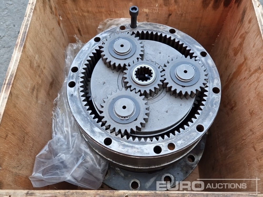 Swing Drive to suit Case CX135 - Náhradný diel: obrázok 4 Swing Drive to suit Case CX135 - Náhradný diel: obrázok 4