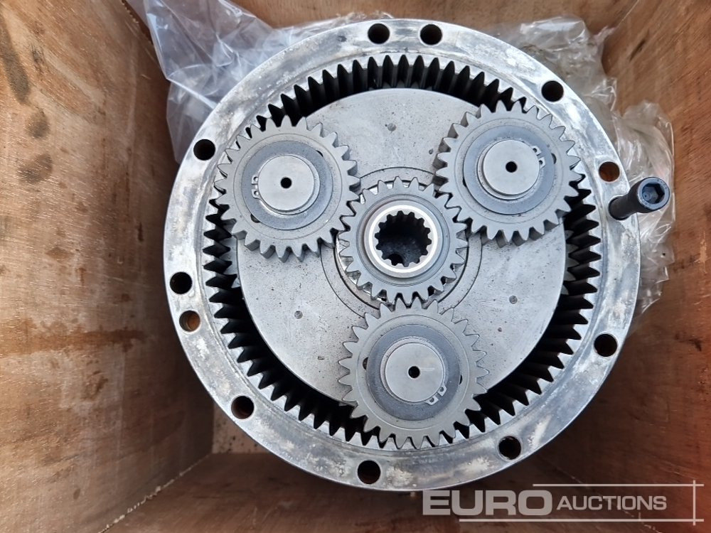 Swing Drive to suit Case CX135 - Náhradný diel: obrázok 3 Swing Drive to suit Case CX135 - Náhradný diel: obrázok 3