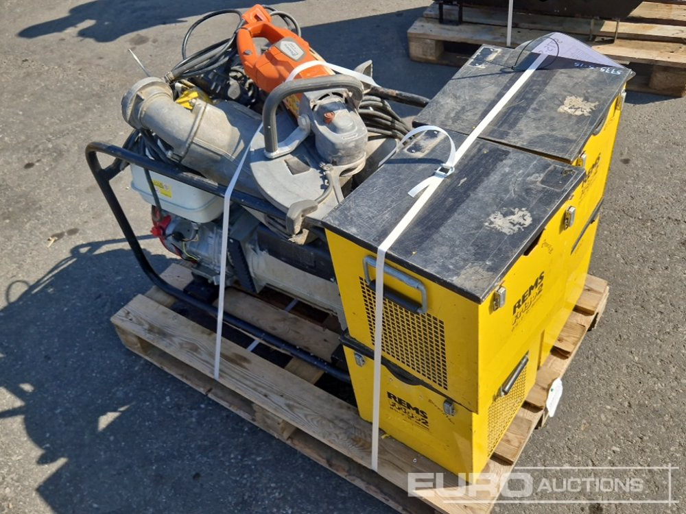 Pallet of Water Pumps, Generator, Angle Grinder, Electric Pipe Freezing Units - Čerpadlo na vodu: obrázok 2 Pallet of Water Pumps, Generator, Angle Grinder, Electric Pipe Freezing Units - Čerpadlo na vodu: obrázok 2