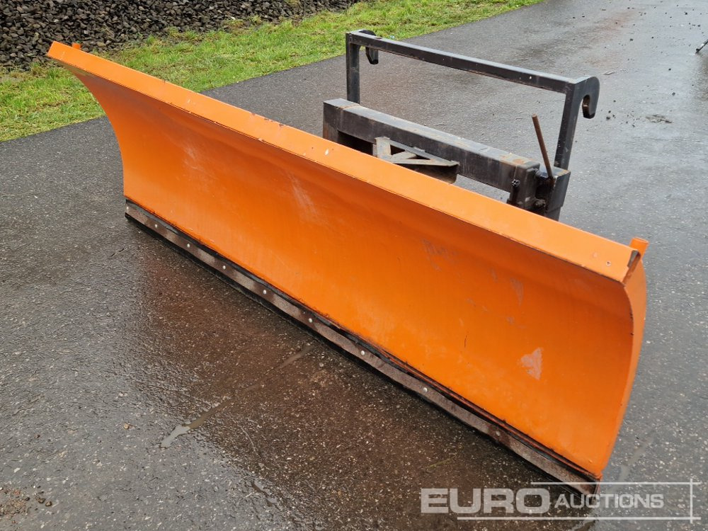 Snowblade to suit JCB Telehandler - Poľnohospodárske stroje: obrázok 1 Snowblade to suit JCB Telehandler - Poľnohospodárske stroje: obrázok 1